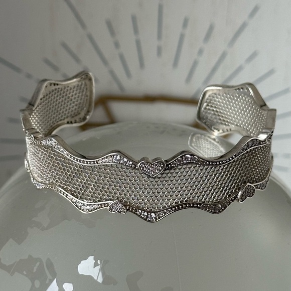 STUNNING! Authentic Pandora 925 Silver + Diamond Wide Mesh Cuff Bracelet EUC - Picture 1 of 11